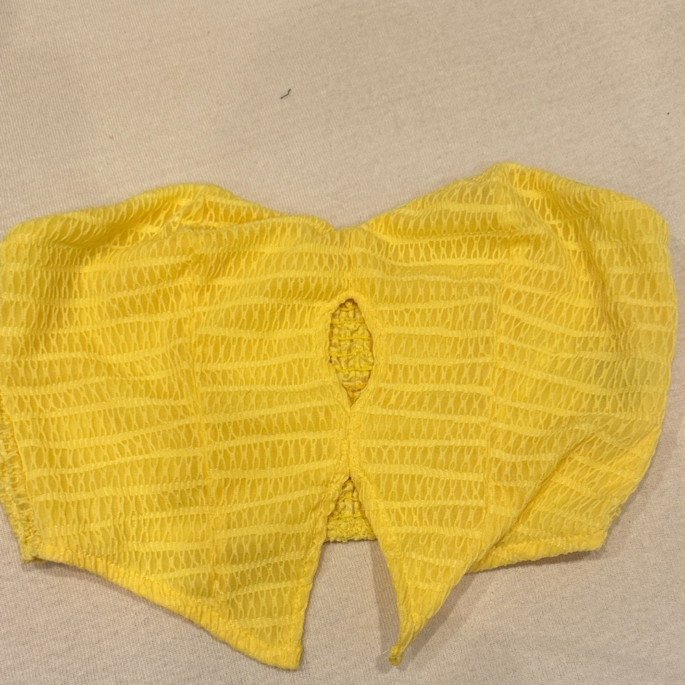 SHEIN Yellow Textured Crop Top